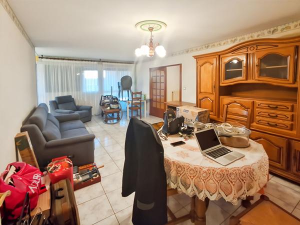 Appartement Vitrolles 4 pièce(s) avec cave et terrasse