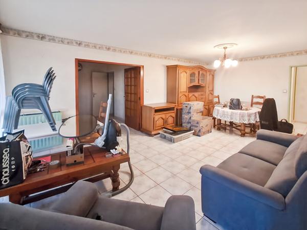 Appartement Vitrolles 4 pièce(s) avec cave et terrasse
