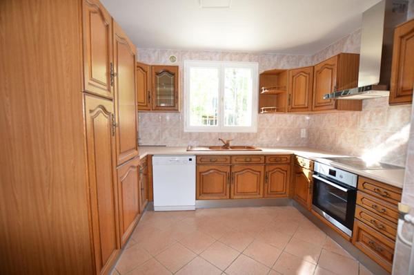 91700 - Maison Sainte Genevieve Des Bois 6 pièces - 5ch - 3 sdb