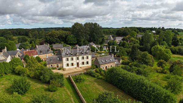 A 20 MINUTES DE LA MER : Manoir au fort potentiel de maison d'hôtes