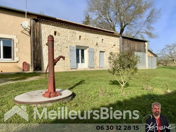 Maison et dépendances dont écurie et terrain