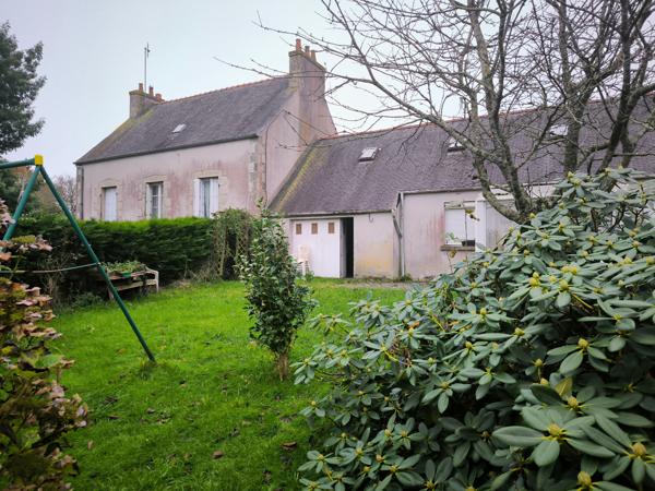 Propriété sur plus d'un hectare  - Guerlesquin