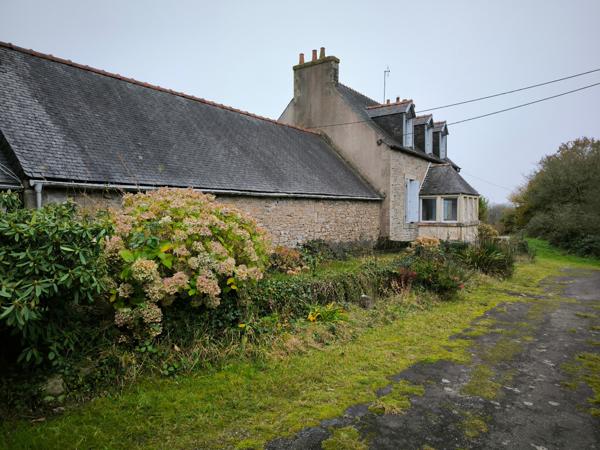 Propriété sur plus d'un hectare  - Guerlesquin