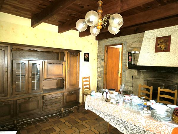 Propriété sur plus d'un hectare  - Guerlesquin