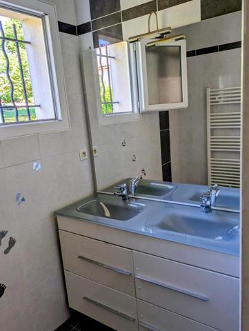 Maison avec vue imprenable à Veyras (07)