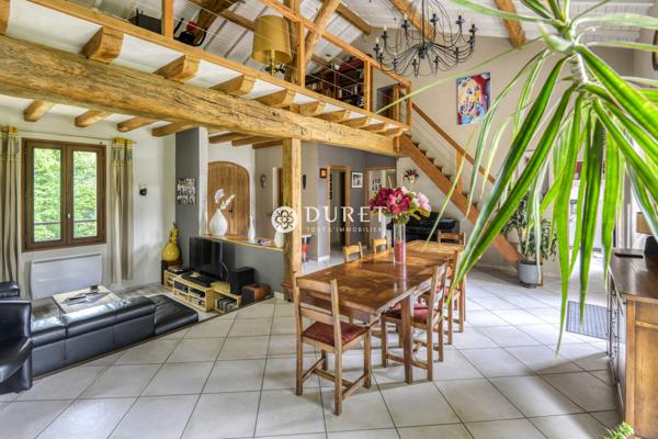 Maison familiale de caractère avec logement indépendant – 207,84 m² – 6 pièces – 4 chambres – Terrain de 2 360 m²