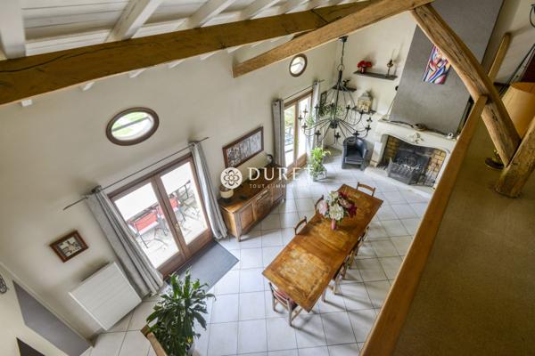 Maison familiale de caractère avec logement indépendant – 207,84 m² – 6 pièces – 4 chambres – Terrain de 2 360 m²