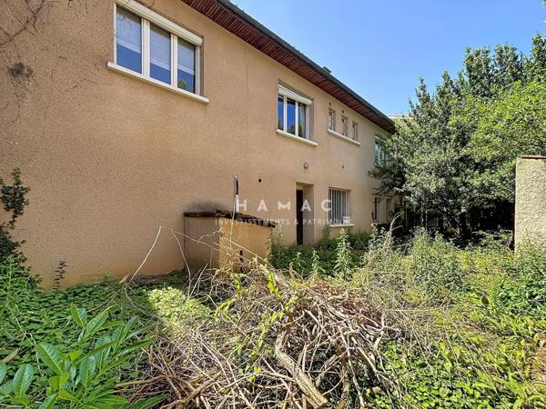 Maison de village de 173m2 avec garage hyper centre Francheville le Haut