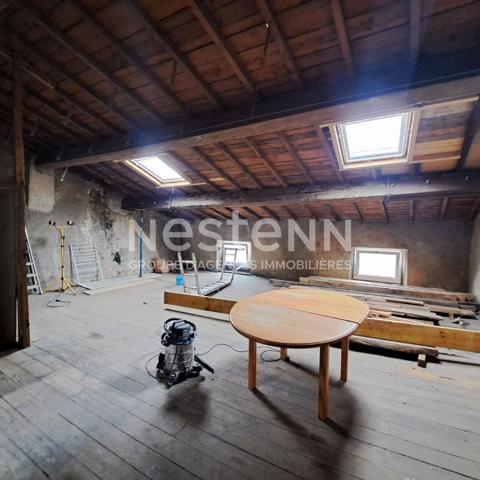 A VENDRE MAISON 6 PIECES AVAEC JARDIN A LAROQUE D'OLMES