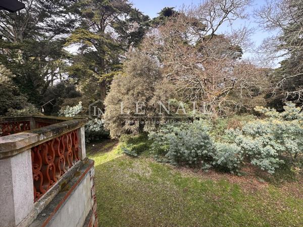 Exceptionnelle villa balnéaire et son parc au Bois de la Chaise, Noirmoutier
