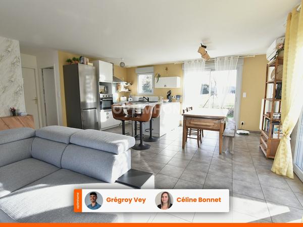 Maison de plain-pied récente – 104 m² – 3 chambres + bureau.