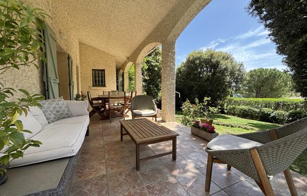 Maison de 182 m²
