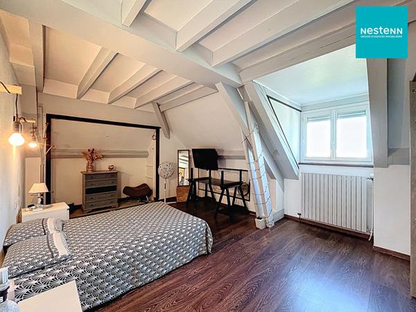 Maison Savigneux 42600 de 171 m² - 5 chambres - avec piscine sur terrain 1300 m² environ