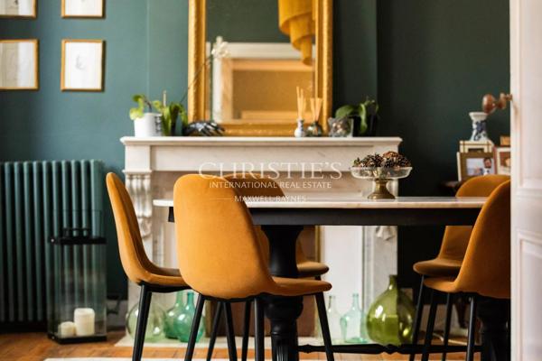 Élégance intemporelle et charme du patrimoine au cœur de Castillon-la-Bataille