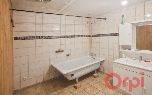 Maison à vendre    5 pièces •  Mornay-sur-Allier