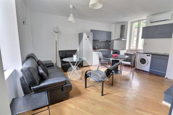 Immeuble 71.95 m2