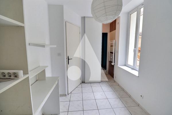 Immeuble 71.95 m2