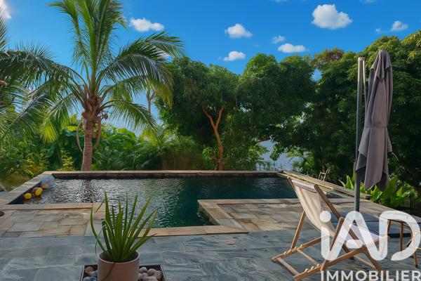 Maison à vendre 8 pièces 237 m² Saint-Paul