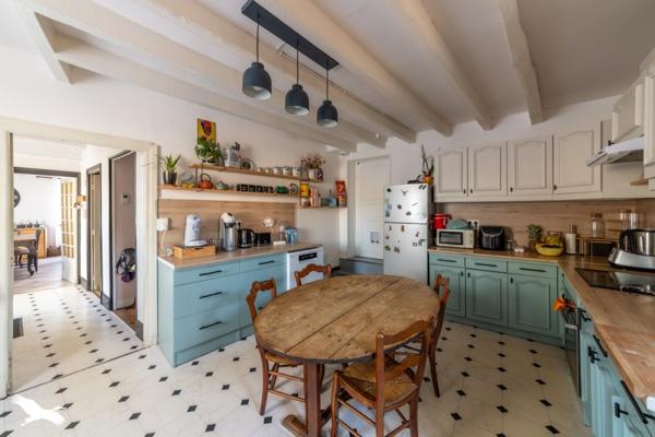 Maison à vendre 164 000 € Saint-Vite 4 p 110 m² DPE C