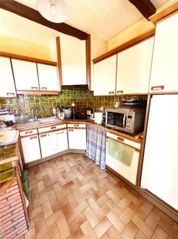 Villa rare à vendre à Forcalquier (04) - 220m2, 7 pièces 6 chambres, jardin 800m2, Fort Potentiel