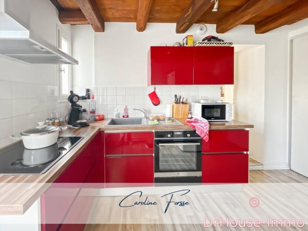 Immeuble à vendre 10 pièces de 390 m²