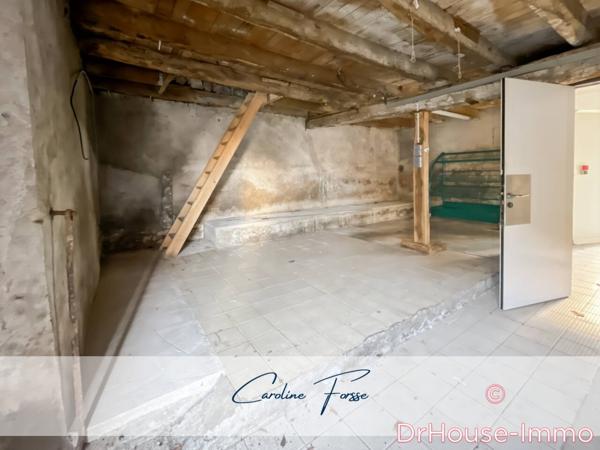 Immeuble à vendre 10 pièces de 390 m²