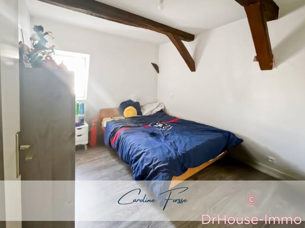 Immeuble à vendre 10 pièces de 390 m²