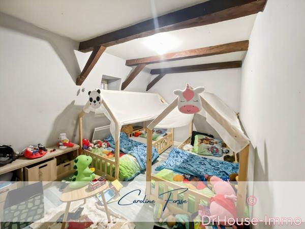 Immeuble à vendre 10 pièces de 390 m²