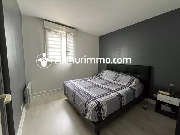 Location                                                      Appartement
                        
                     3 pièces                      64 m2                     à Lieusaint