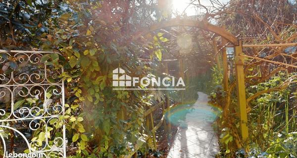 À vendre Maison 8 pièces 248.1 m² - Châtenay-malabry 92290