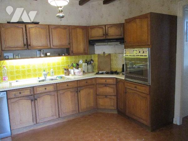 MAISON SEMI-INDIVIDUELLE bâtie en 1920 sur 430 m² sur secteur recherché