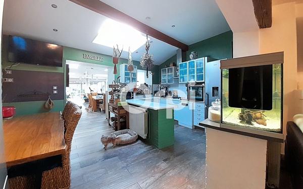 Maison à vendre    5 pièces • 180 m2 Saint-Fargeau-Ponthierry