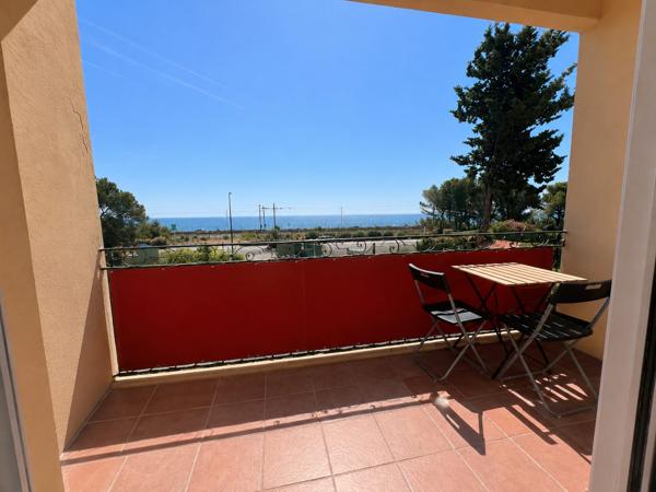 ANTIBES - STUDIO VUE MER