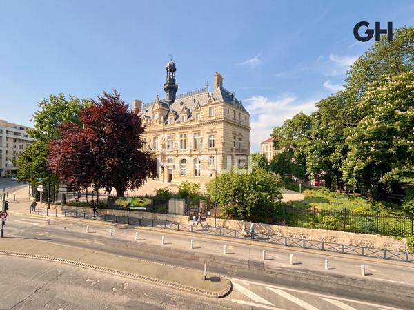 2 pièces - Mairie de Pantin