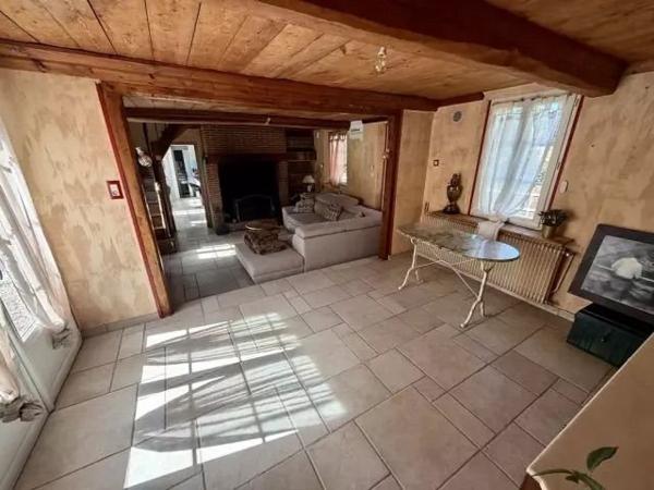 Maison à PERIERS EN AUGE (14160)