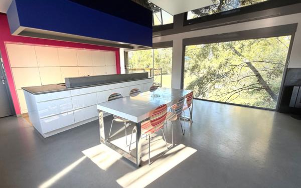 Maison à vendre    5 pièces •  Fiac