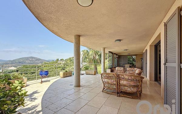 Maison à vendre    7 pièces • 225 m2 Les Issambres - Roquebrune-sur-Argens