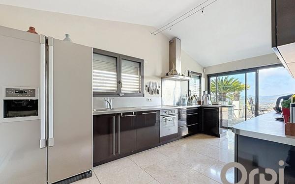 Maison à vendre    7 pièces • 225 m2 Les Issambres - Roquebrune-sur-Argens