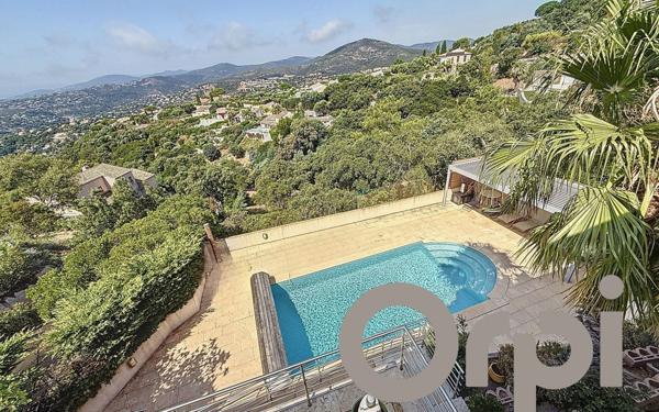 Maison à vendre    7 pièces • 225 m2 Les Issambres - Roquebrune-sur-Argens