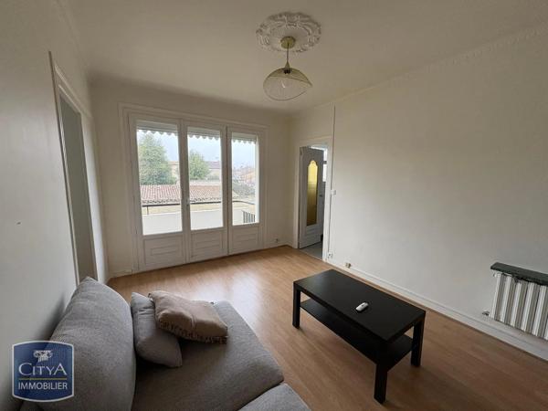 Appartement à louer 2 pièces 43.73m² Angoulême (16000)