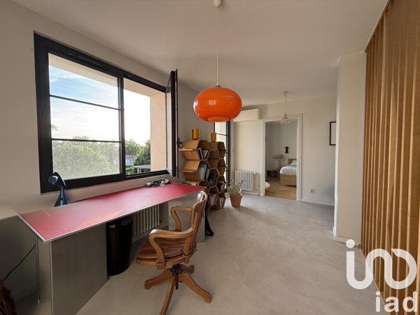 Maison 7 pièces de 210 m² à Lyon (69008)