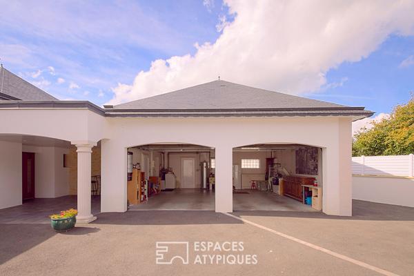 Plain pied et sa piscine couverte