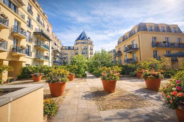 Vente                                                      Appartement
                        
                     5 pièces                      88 m2                     à Chessy