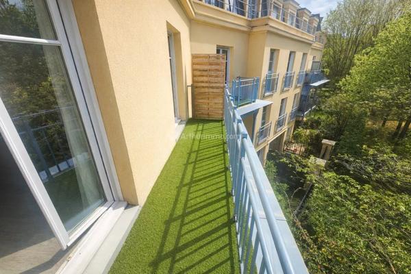 Vente                                                      Appartement
                        
                     5 pièces                      88 m2                     à Chessy
