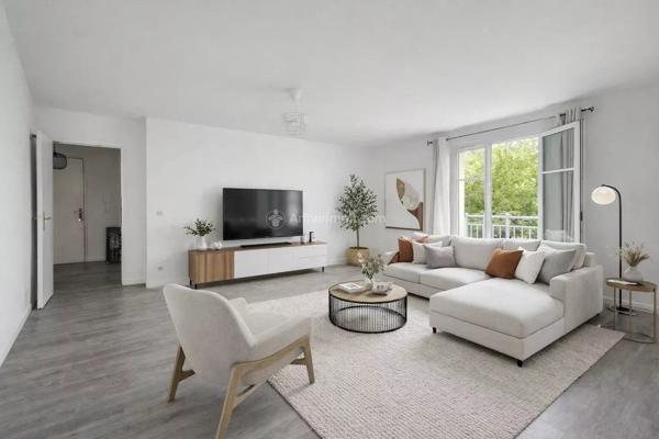 Vente                                                      Appartement
                        
                     5 pièces                      88 m2                     à Chessy
