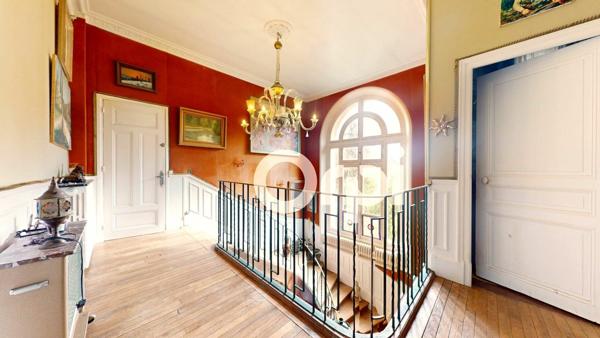 Maison à vendre    8 pièces •  Soissons