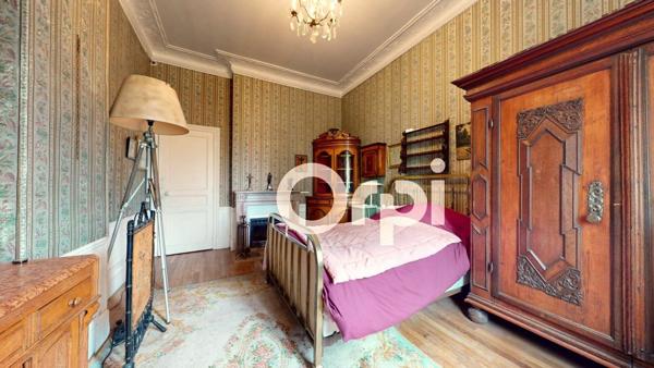 Maison à vendre    8 pièces •  Soissons