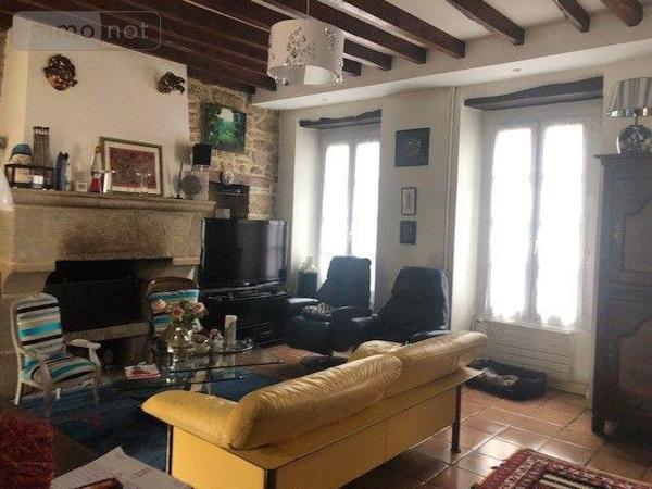 Maison à vendre à Guingamp dans les Côtes-d'Armor (22200), ref : 0001187
