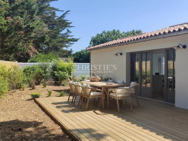 LE BOIS-PLAGE – SUPERBE VILLA ENTRE PLAGE ET COEUR DE VILLAGE