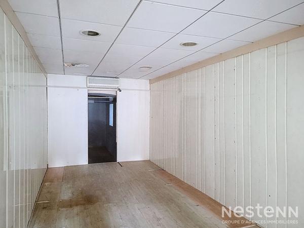 A Vendre Maison à rénover avec local commercial et cour intérieure au coeur historique de Condom